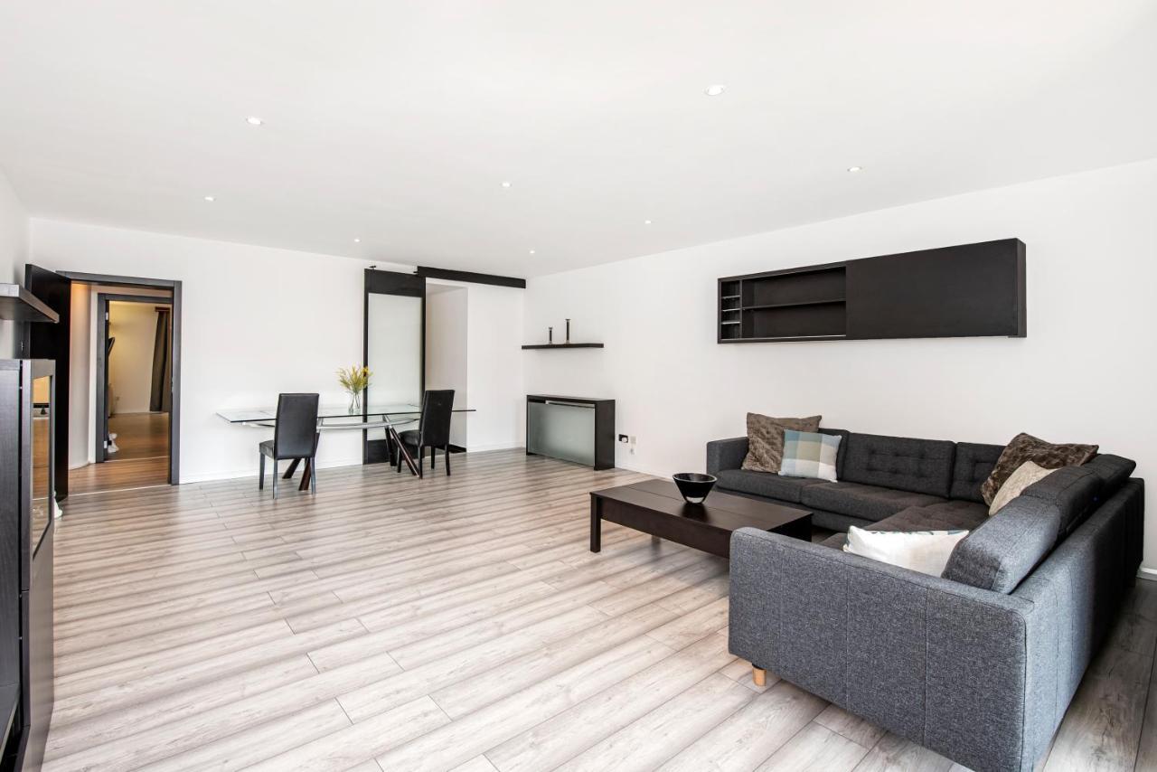 Large And Central 2 Bed Londra Dış mekan fotoğraf